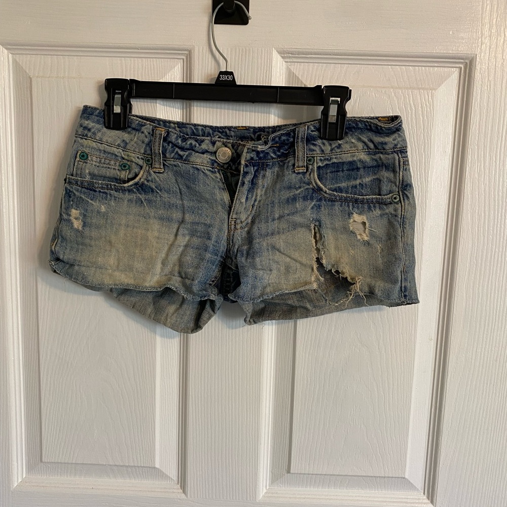 Distressed Denim Women's Shorts American Eagle Size 2 GUC